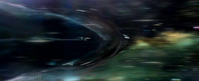 The Enterprise at warp speed looks absolutely gorgeous under Lin's direction.